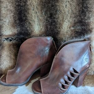 Lindsey Ariat booties 10019939